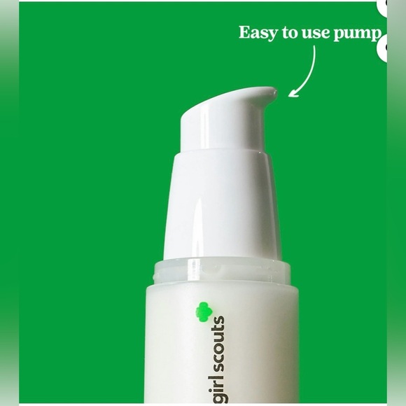 Hard Candy Girl Scouts Milk & Cookies Face Primer for Hydrated Dewy Skin - Picture 5 of 6